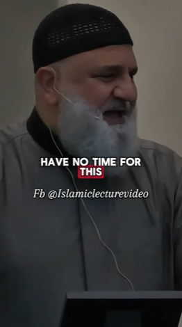 حُسنُ الخُلُقِ عملٌ عظيمُ القدر وثقيلٌ في الميزان